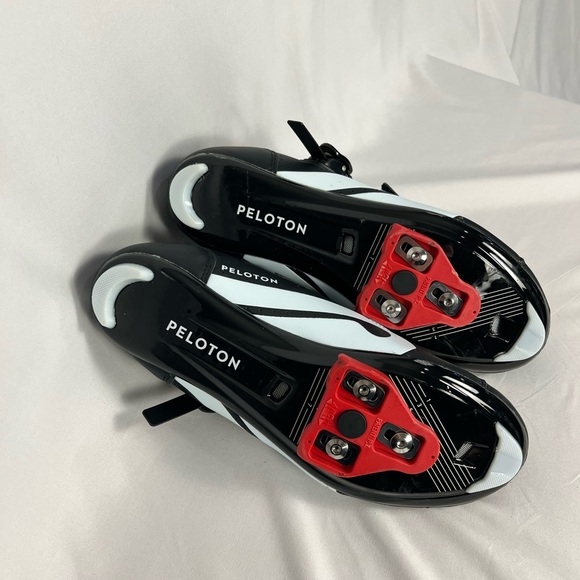 Peloton Black White Cycling Shoes with Red Cleat Accent - Picture 9 of 12